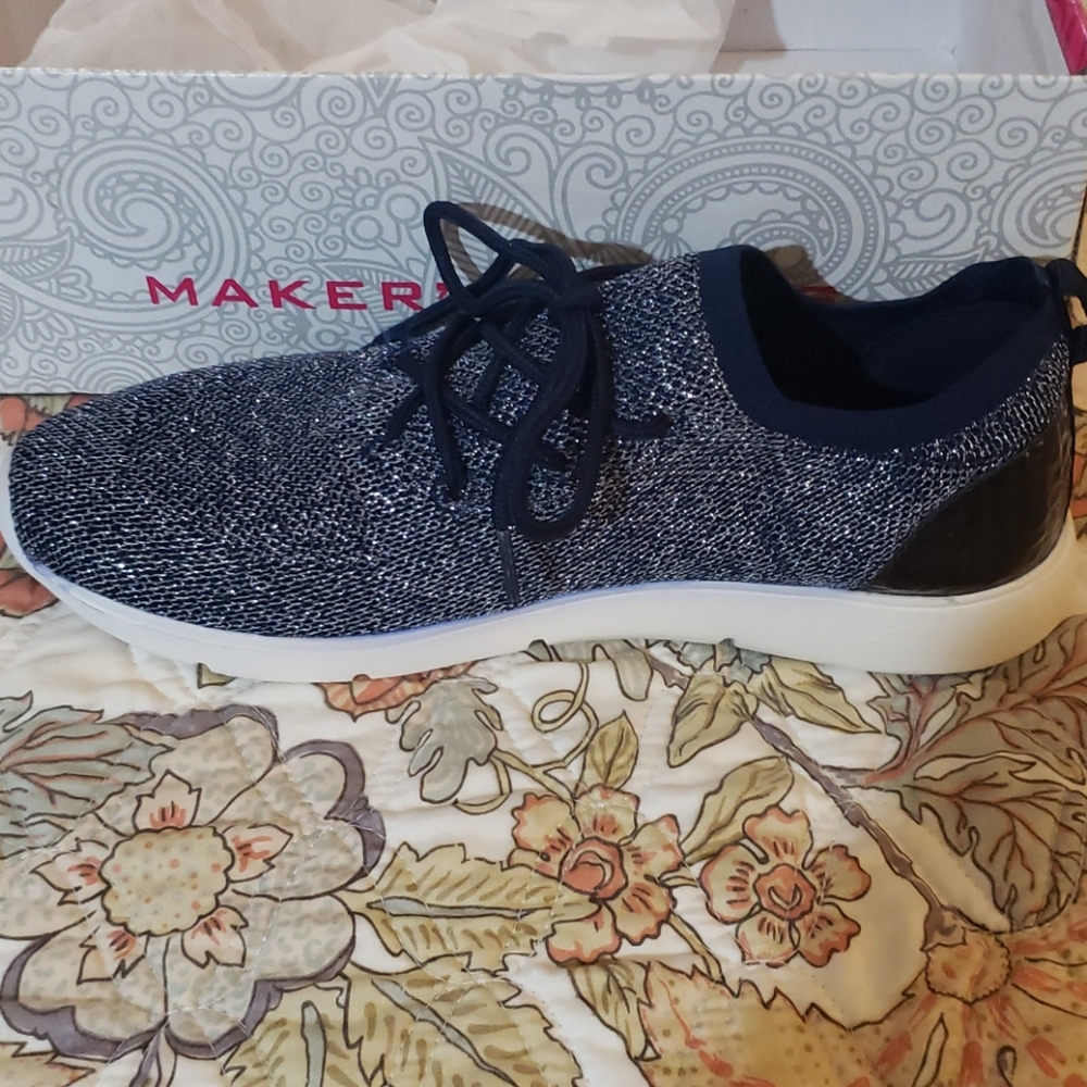 👟💙Sparkling Blue Maker's Sneakers💙👟